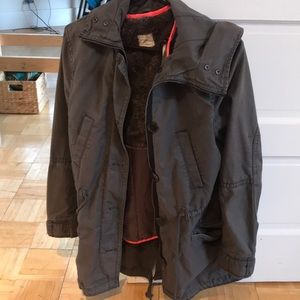 GAP XS gray parka w/ removable faux fur lining